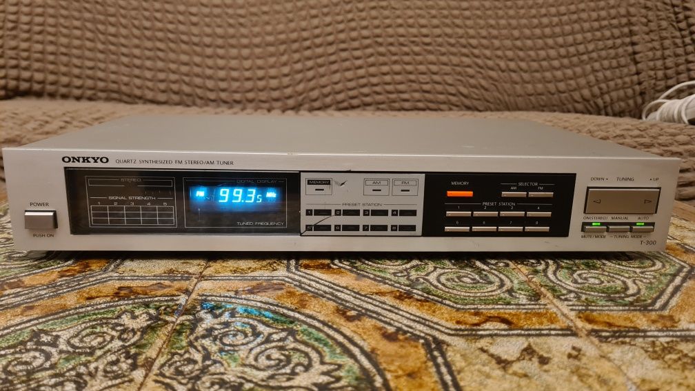 Tuner Onkyo T300