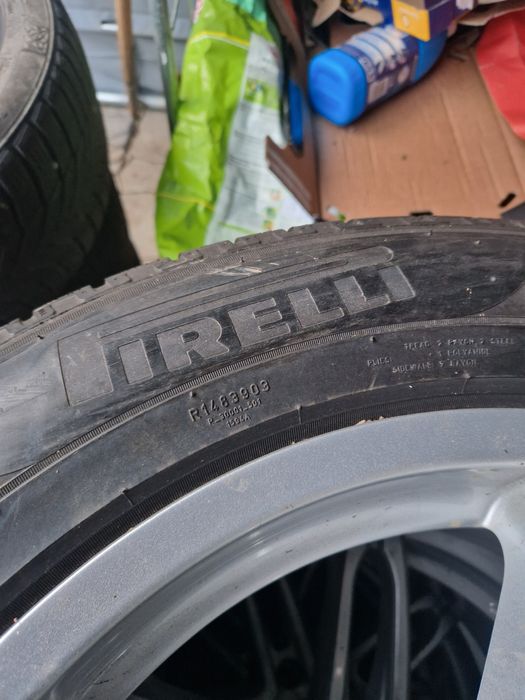 Vând sau schimb 225/45/18