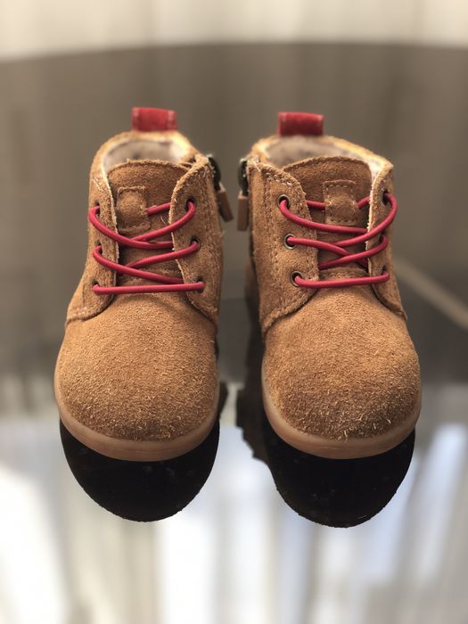 Ghete UGG Kristjan Chukka 22