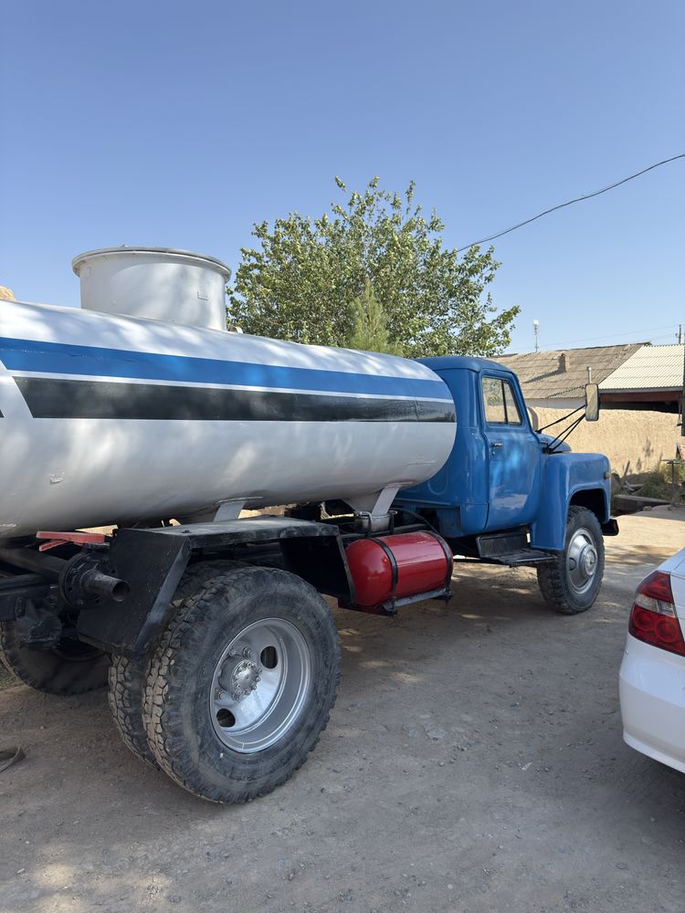 Газ 53 водавоз Gaz53 сотилади.