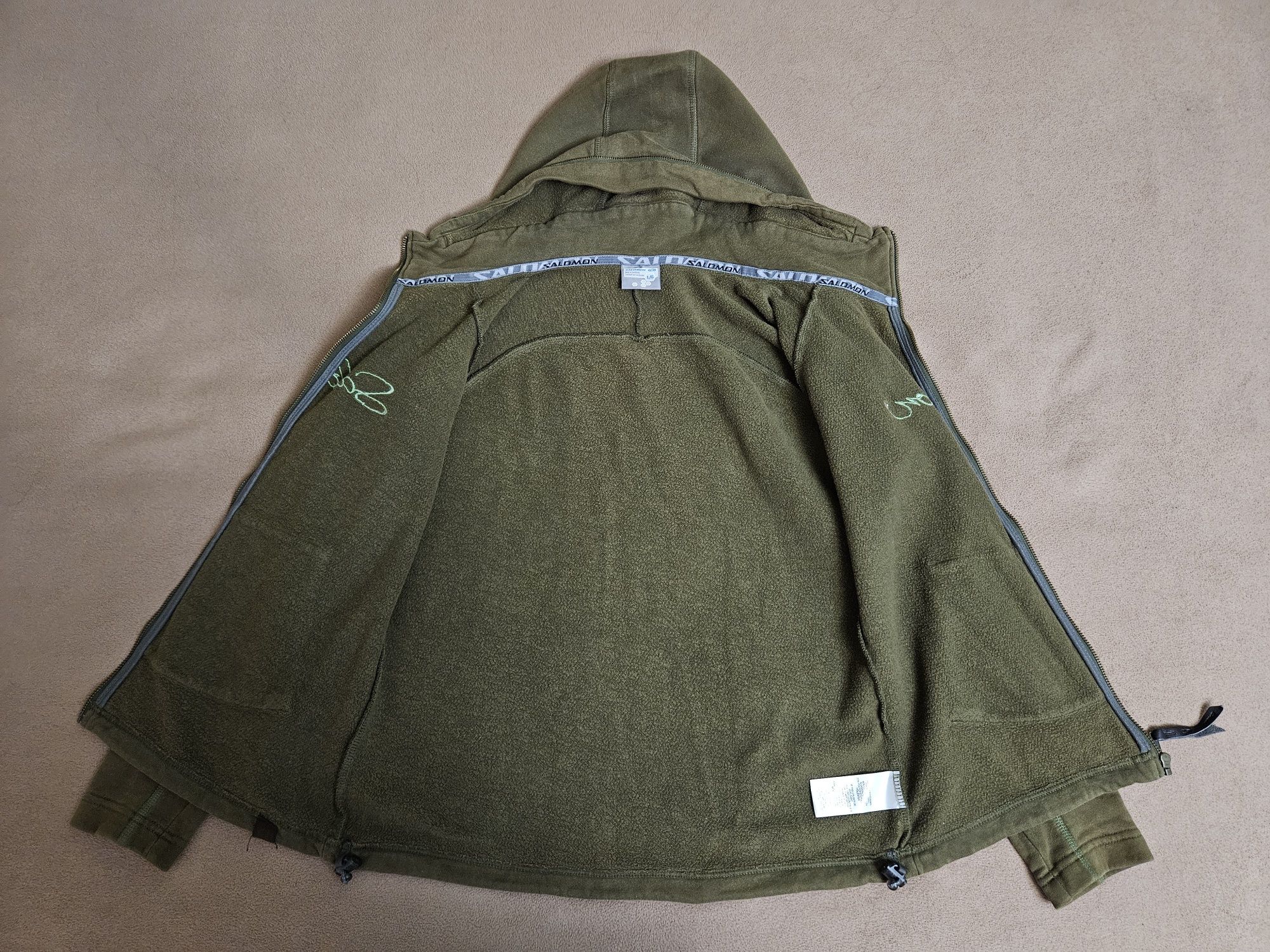 Calvin Klein, Solomon, Object