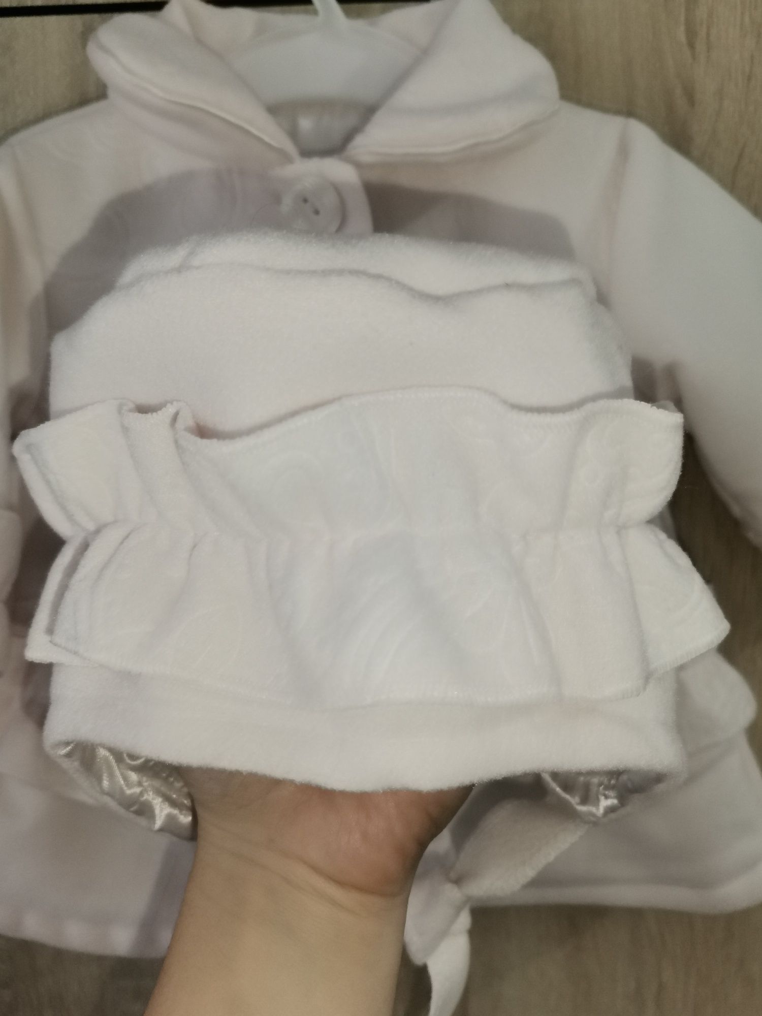 Palton bebeluș cu caciulita