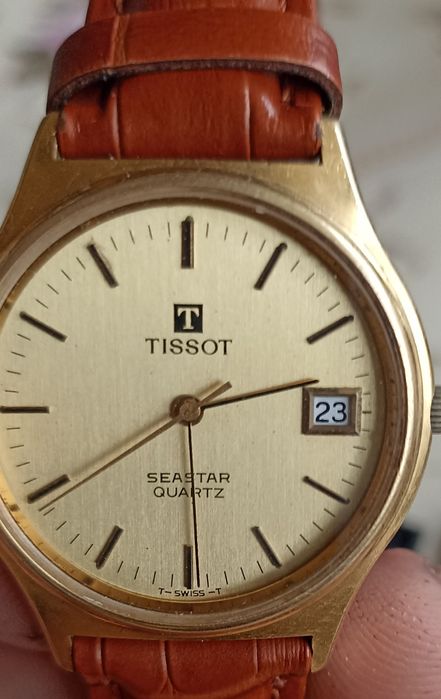 Часовник тисот 1960 Gold plated швейцарски часовник в отлично състояни