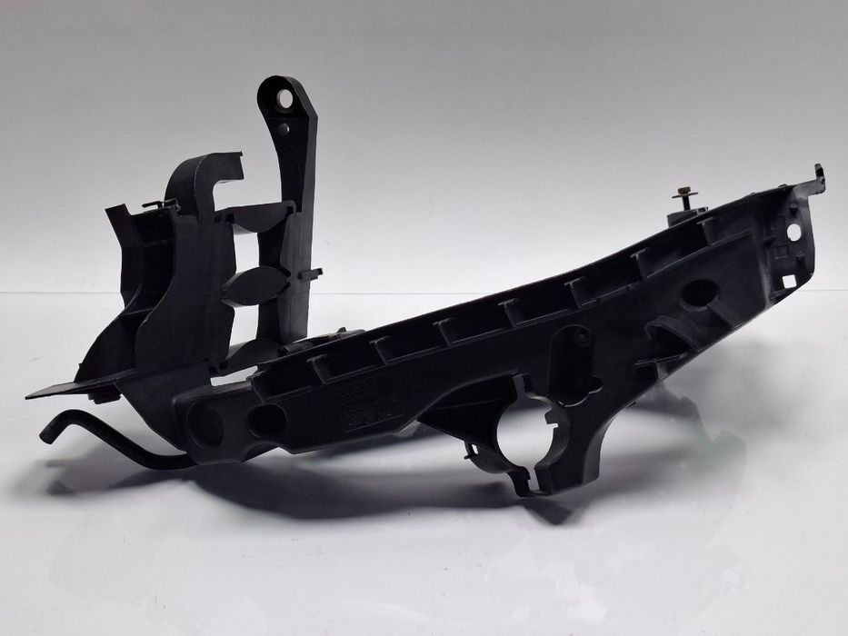 Suport far stanga AUDI A4 IV Avant 8K5, B8 2007 - 20152.0 TDI CAGA, CJCA, CMEA, CMFA 8K0805607C