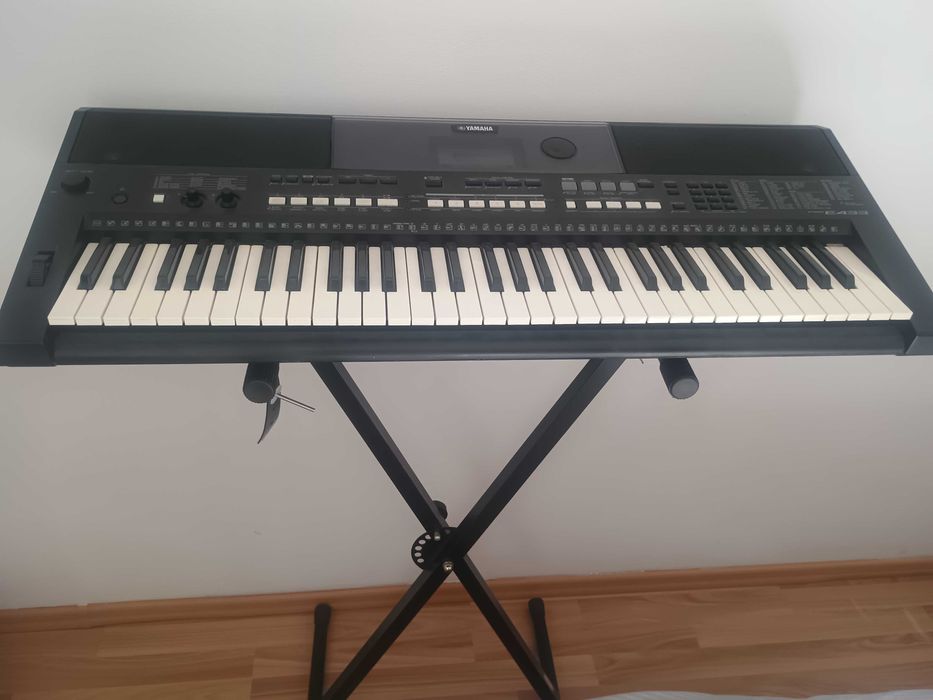 Orga PSR -E433 de vânzare