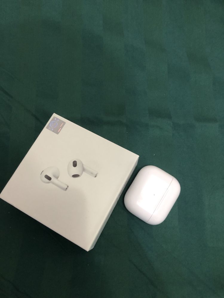 Продается наушники Air pods 3