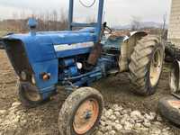 Dezmembrez tractor Ford 3055