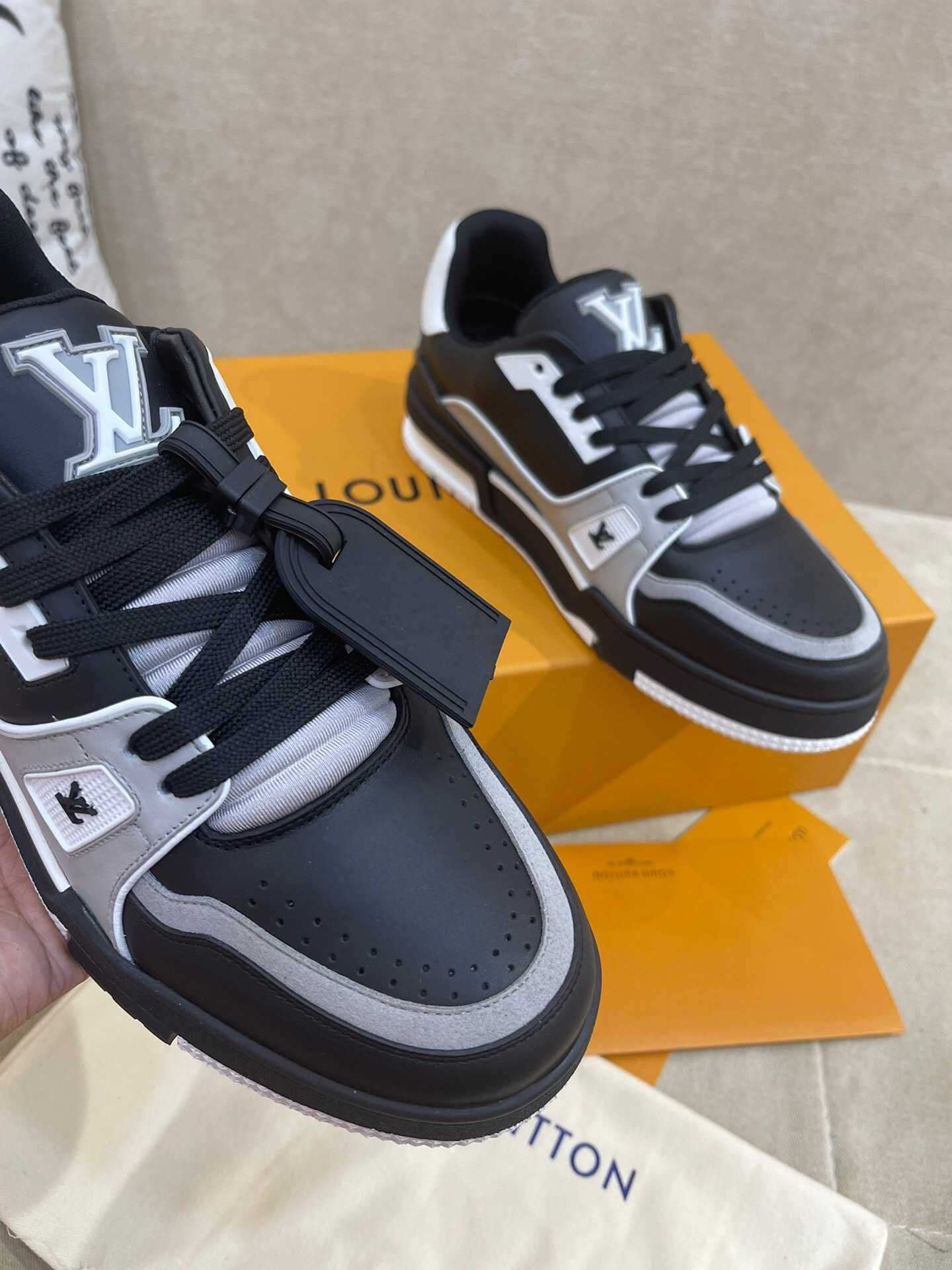 Adidasi Louis Vuitton Trainer