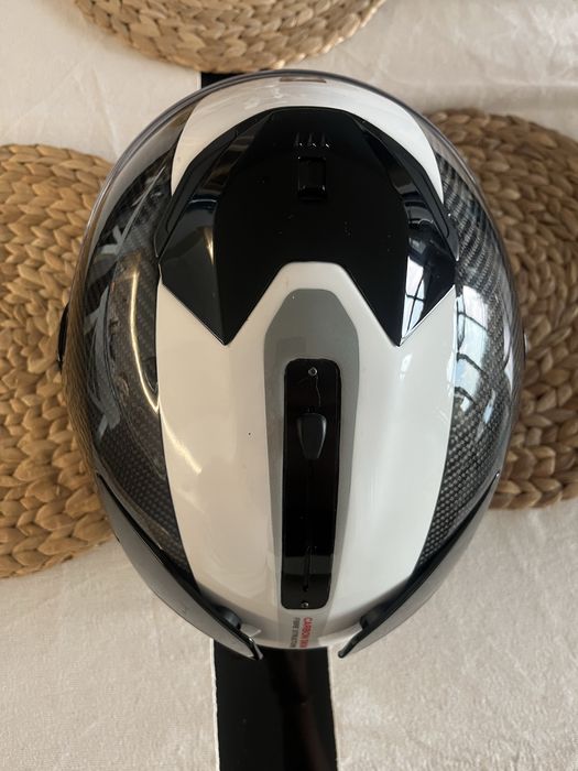 Карбонова каска за мотор SHARK Spartan GT Carbon