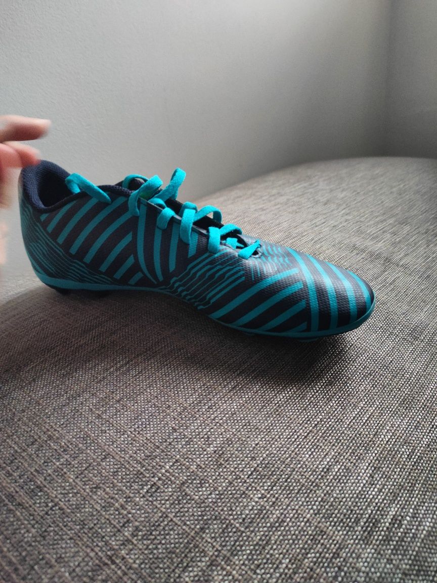 Футболни бутонки Adidas Predator