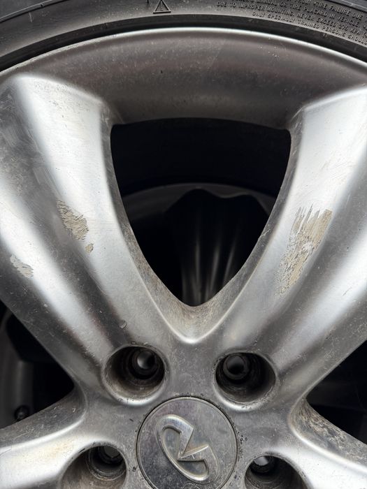 Оригинални джанти 20 цола със зимни гуми за Infiniti Fx Инфинити ФХ