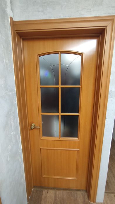 Продам двери в хорошем состоянии