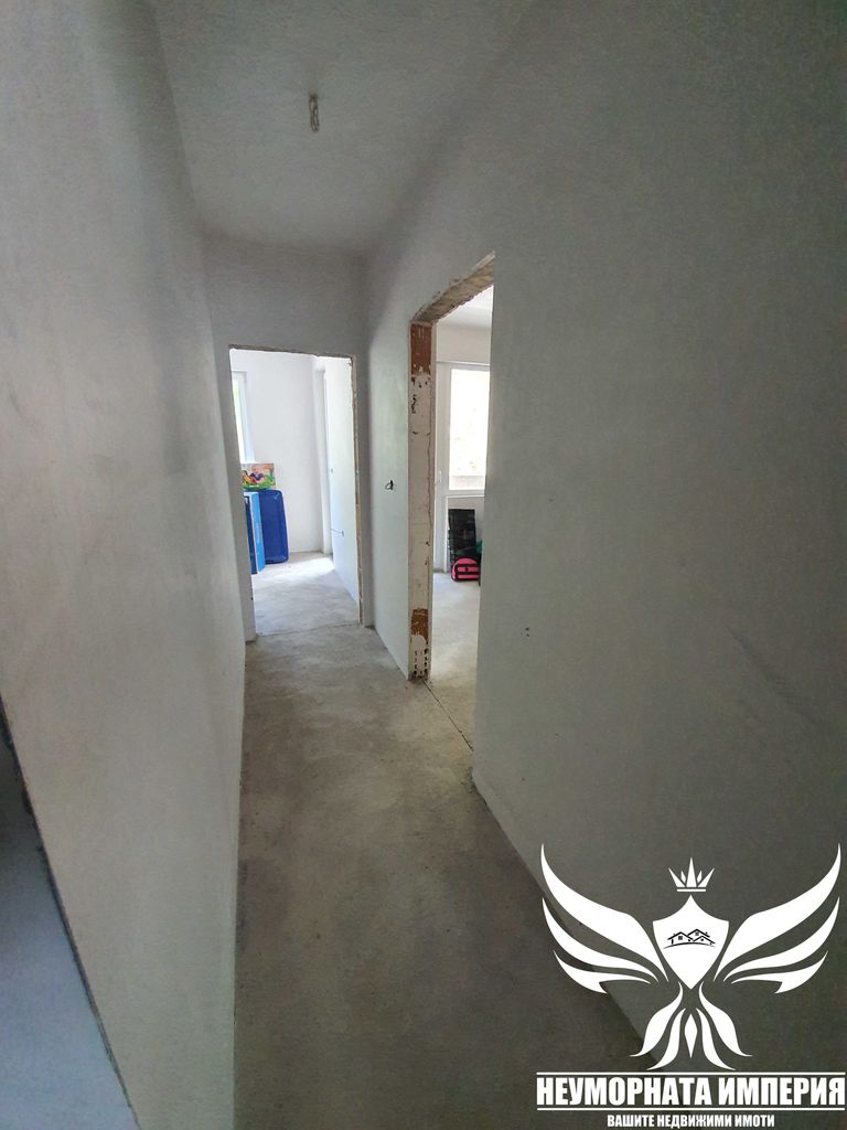 Продава се Тристаен апартамент в Асеновград - 100 кв.м за 1060 €/кв.м - Снимка #12