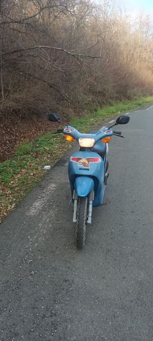 Piaggio free anmatriculat.