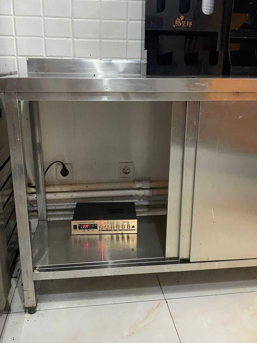 Срочно продается разделочный стол для общепита!!!