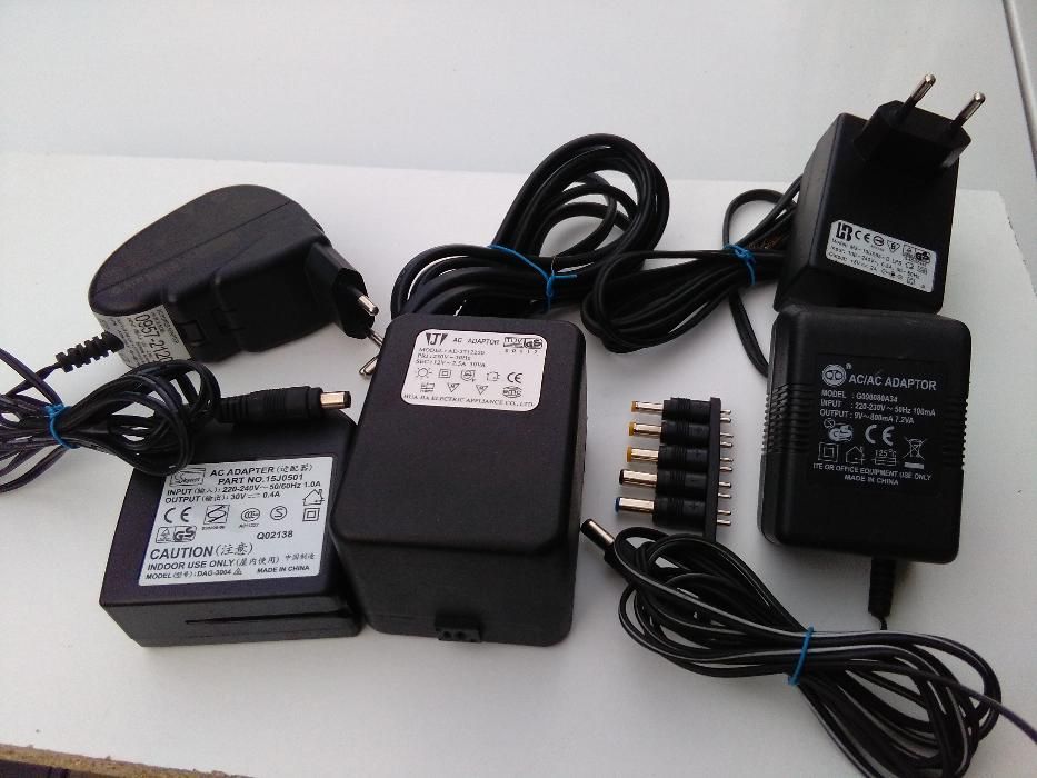 ac adaptoare 1,5v - 35 v