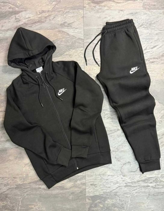 Екип Nike Model 2025 - 3 Цвята