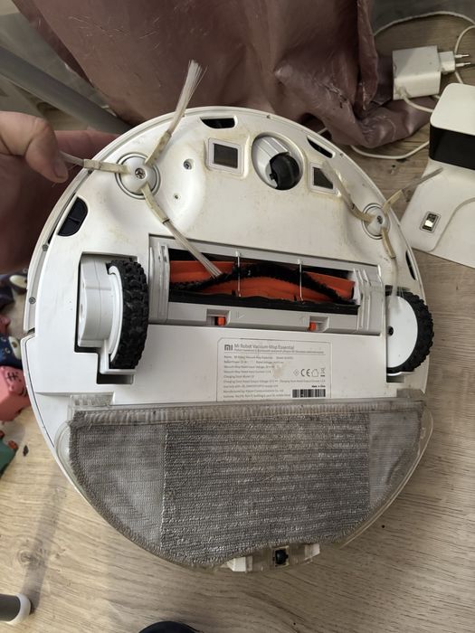 Aspirator Xiaomi Mi Robot Vacuum Mop Essenti
