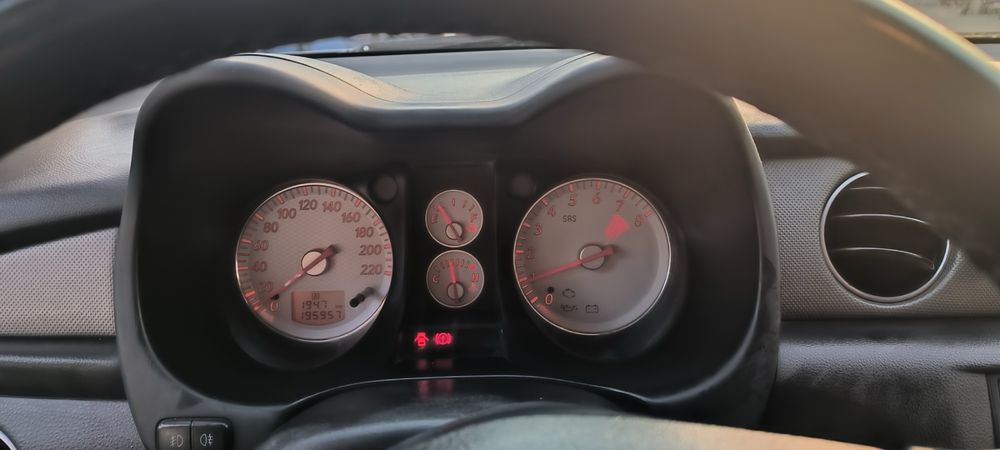 Mitsibihi outlander 2.0 136 к.с 4x4