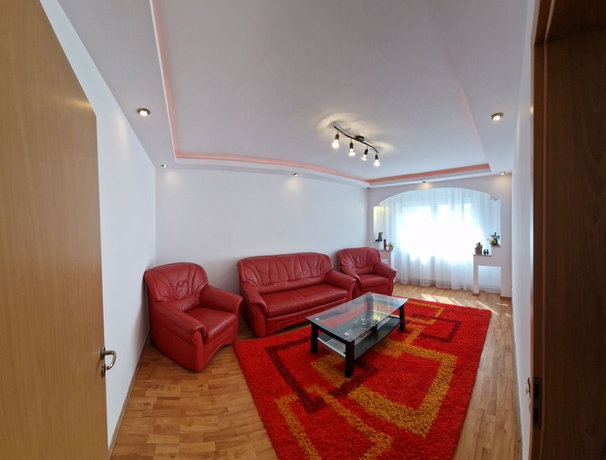 Apartament 3 camere decomandat, mobilat, Calea Dumbravii-Siretului.