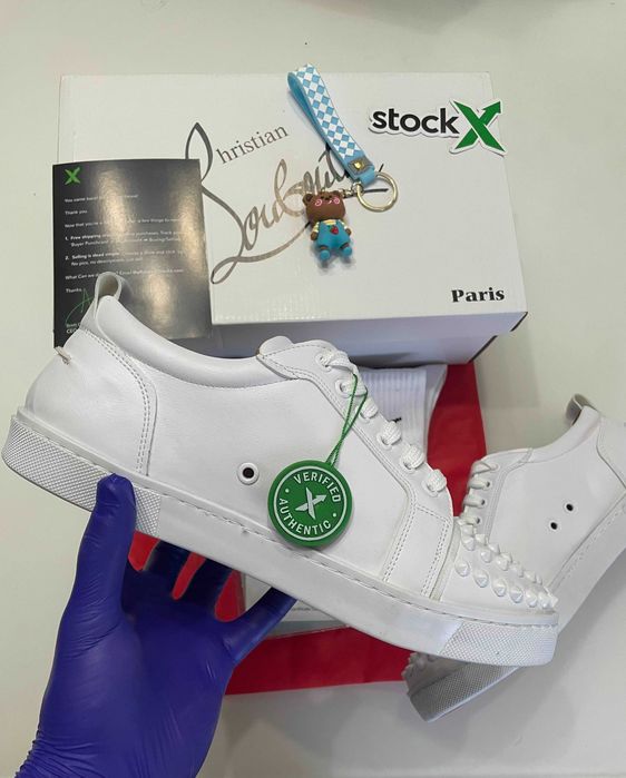 ELEGANT Louboutin Red Bottoms Low White с шип (от/до 40-44 номер) LUX