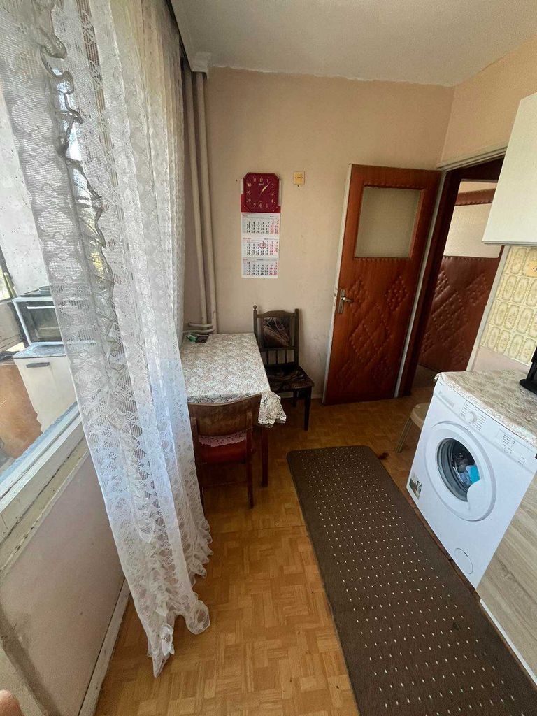 Дава се под наем Двустаен апартамент в Бургас, Славейков - 65 кв.м за 225 € - Снимка #11