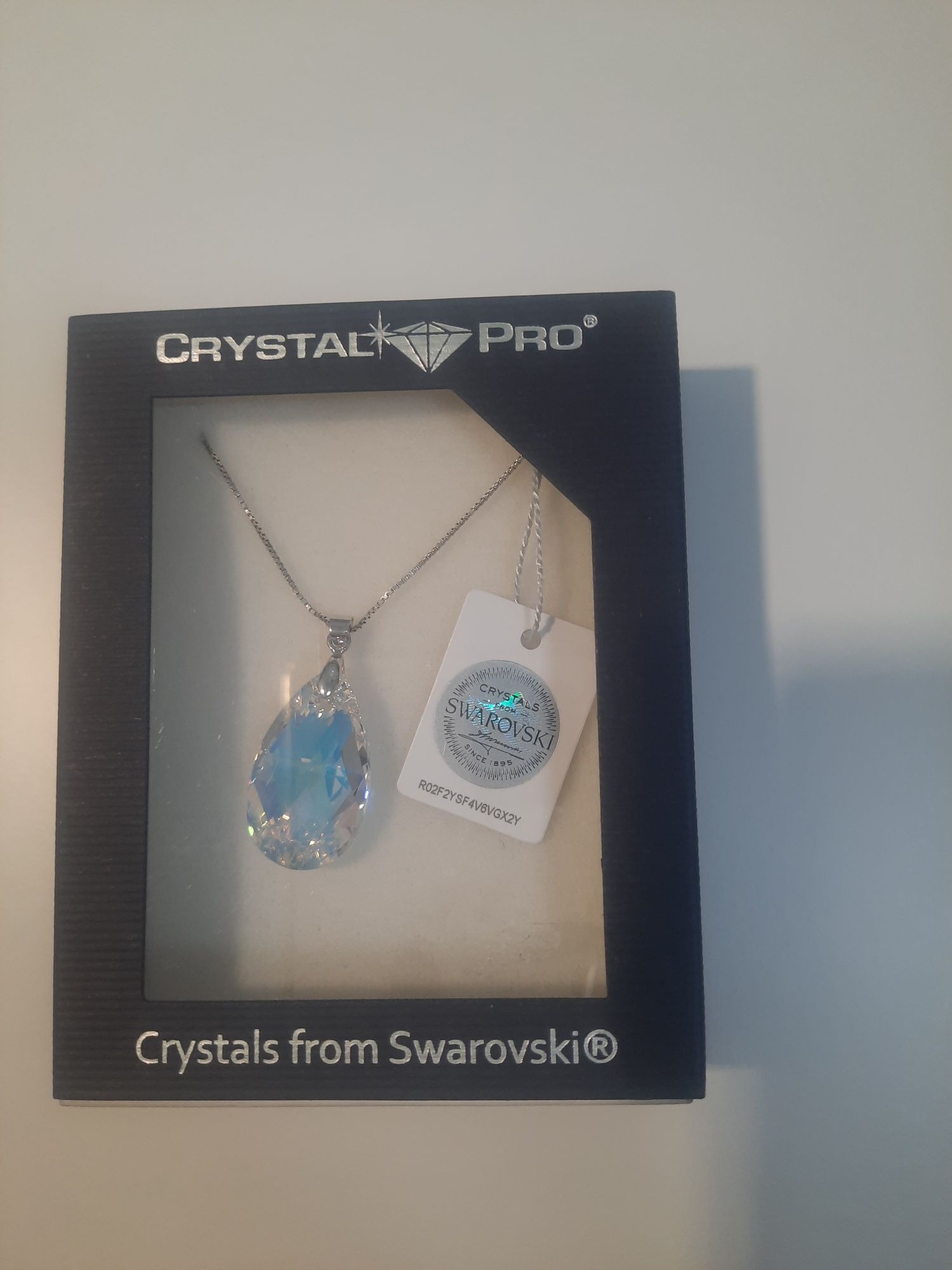 Kрасиво Колие Swarovski