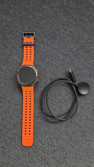 Vând Samsung Galaxy Watch Ultra (fără LTE)