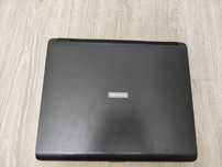 Ноутбук Toshiba.