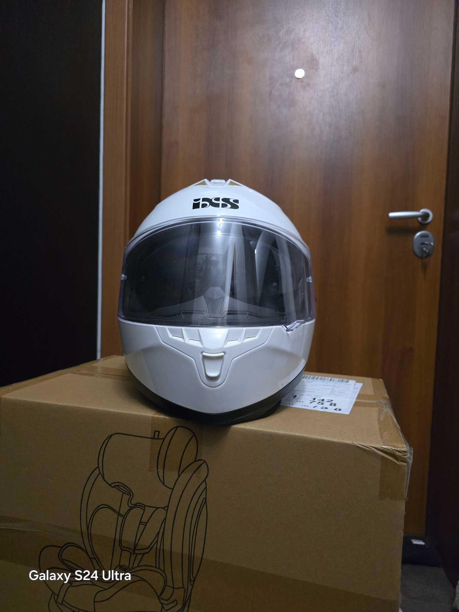 Мото каска IXS 1100 1.0 + вградени тъмни очила