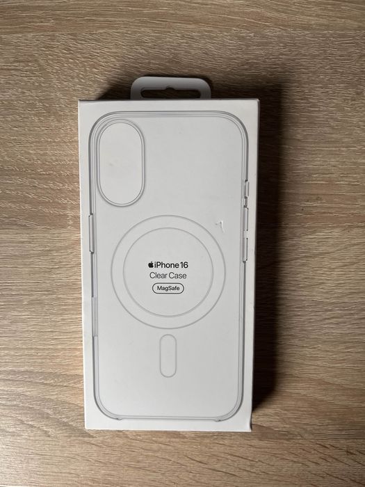 Husa iPhone 16.