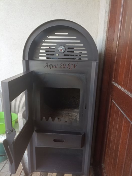 Vând . in stare foarte buna