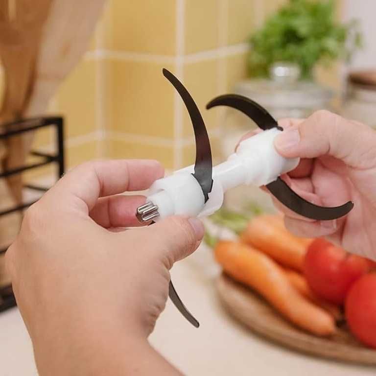 Електрическа мелница за месо и зеленчуци Cecotec ChopBeat 1500