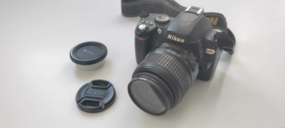 фотоапарат Nikon D40x