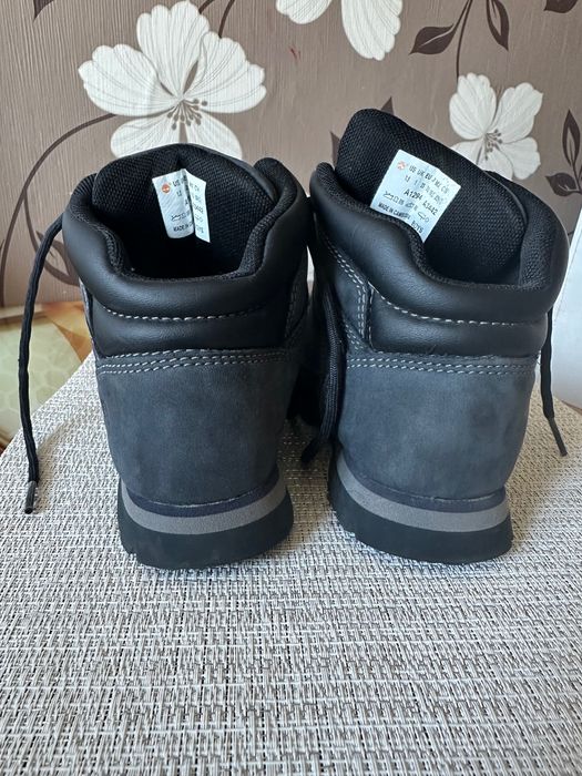 Боти за момче Timberland 33ти номер, 19 см стелка