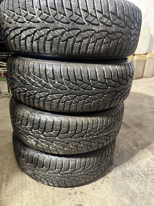 Vand roti de iarna 195/65/R15