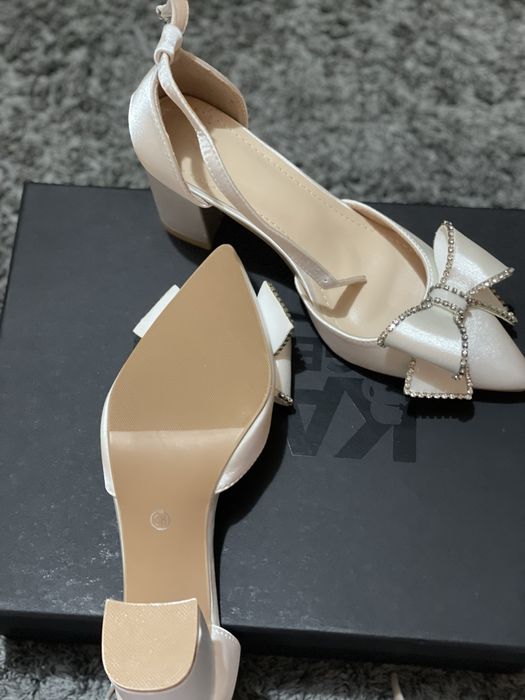 Pantofi mireasa noi