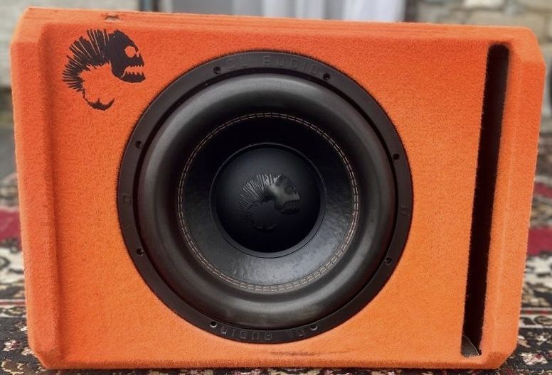 Продам сабвуфер DL Audio и усилитель AMP Mass 4.80
