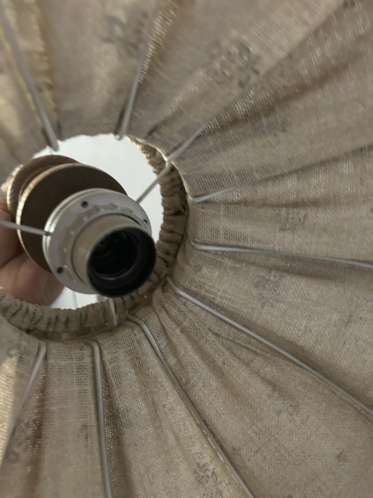 Superba lampa de tavan lemn, sfoara 40cm diametru si 30 inaltime