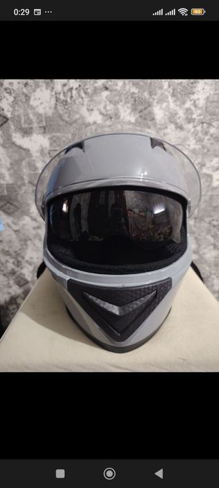 Електравеласпетни шлем