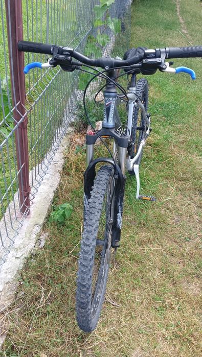 Bicicleta MTB Kellys