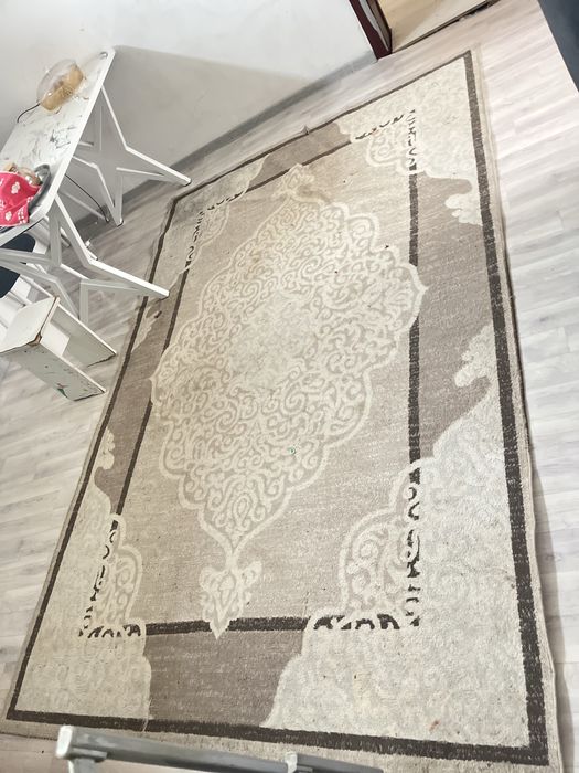 2:3 Кілем сатылады