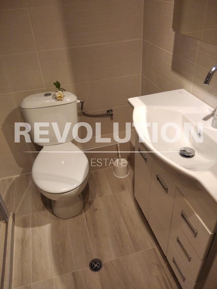 Дава се под наем Мезонет в Варна, Гръцка махала - 100 кв.м за 1700 € - Снимка #9