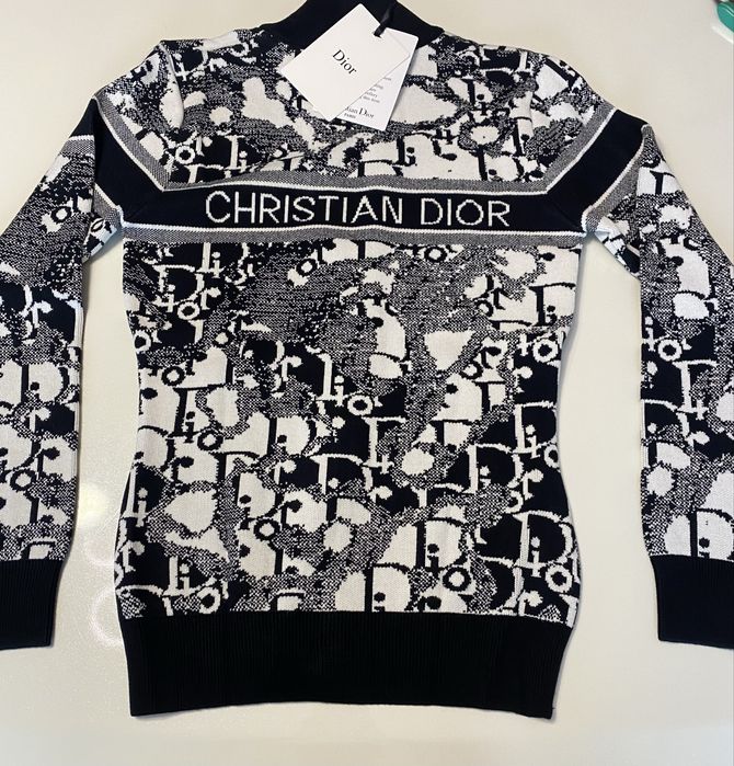 Промо:Dior-Оригинална чисто нова дамска жилетка M размер