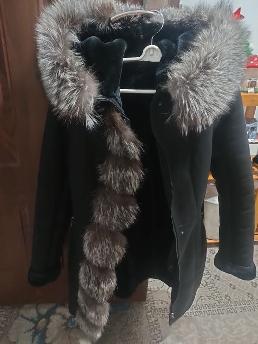 Дублёнка р.42-44 в отличном состоянии