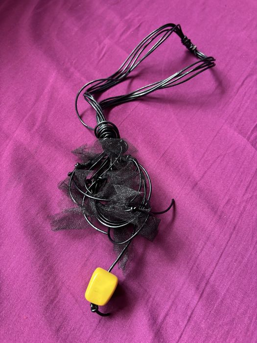 Дамски колиета от Amulet