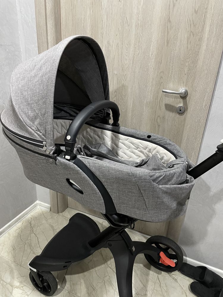 Stokke Xplory V6 и много аксесоари