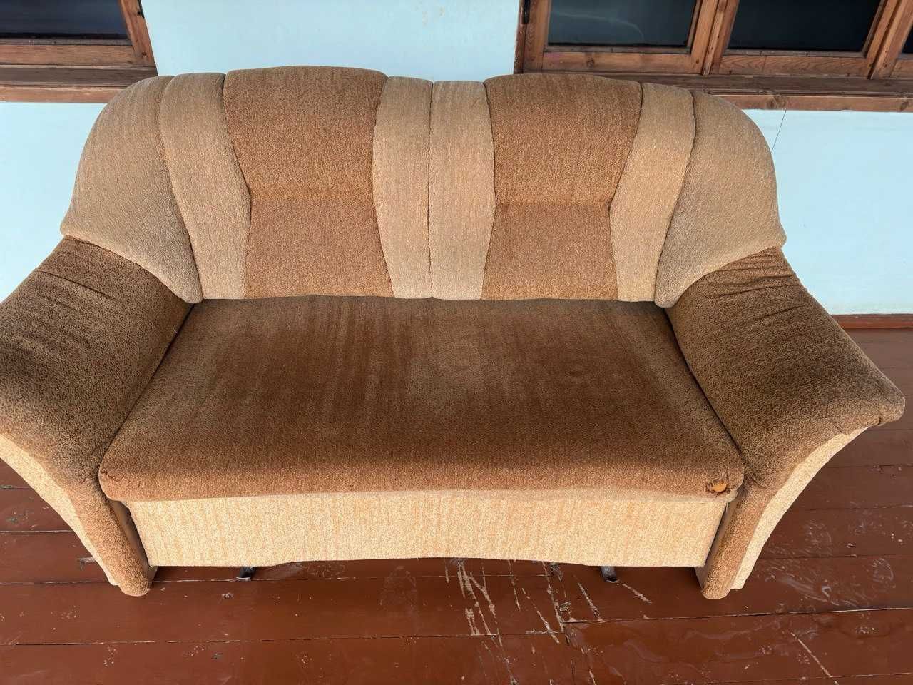 Продаются 2 дивана и 2 кресла