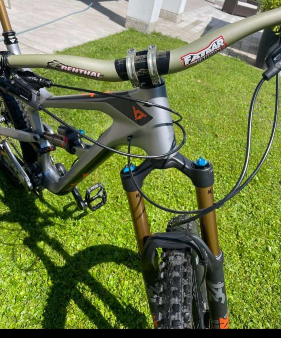 YT Jeffsy CF Pro Carbon, рамка XL, 27.5 цола, 2018г. Мекица , Ендуро
Б