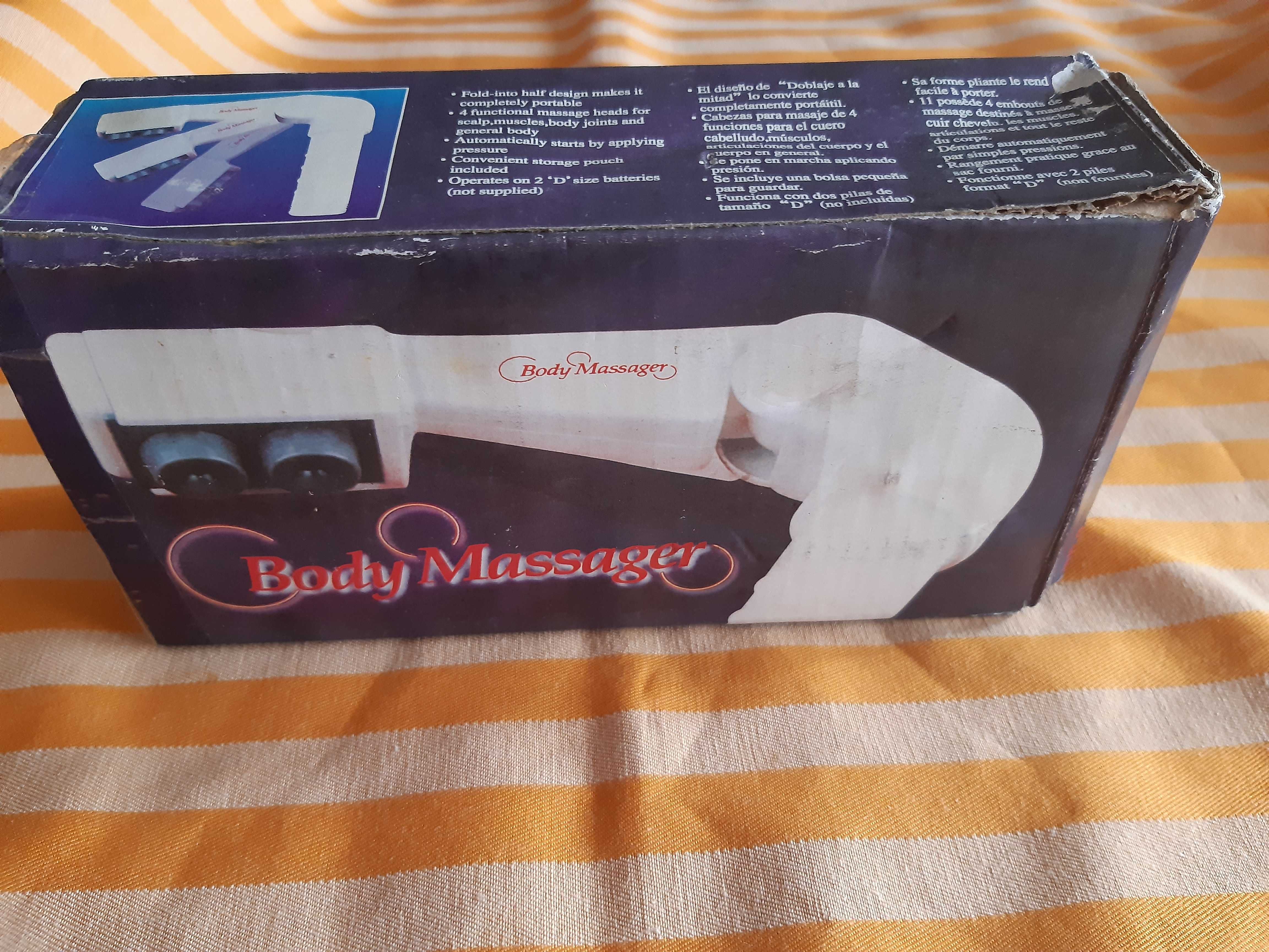 Продавам масажьор със сменящи се приставки, с батерии